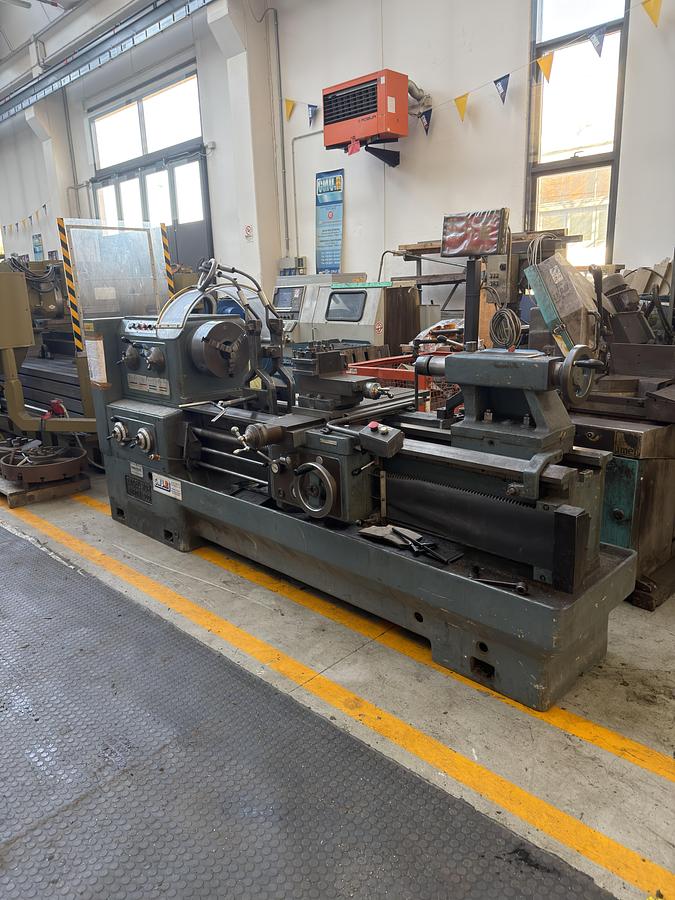 Usato TORNIO 300X2000 ECCELSIOR MAZZARI AKRON 300