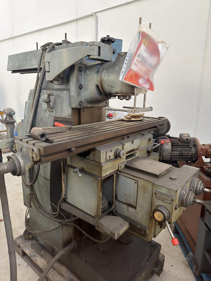 Usato FRESATRICE INDUMA