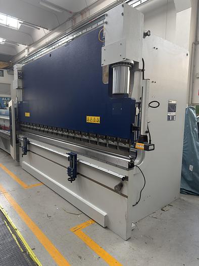 ADRIA PRESSA PIEGATRICE IDRAULICA ADRIA MACHINE BY MVD MOD. C 220-4100