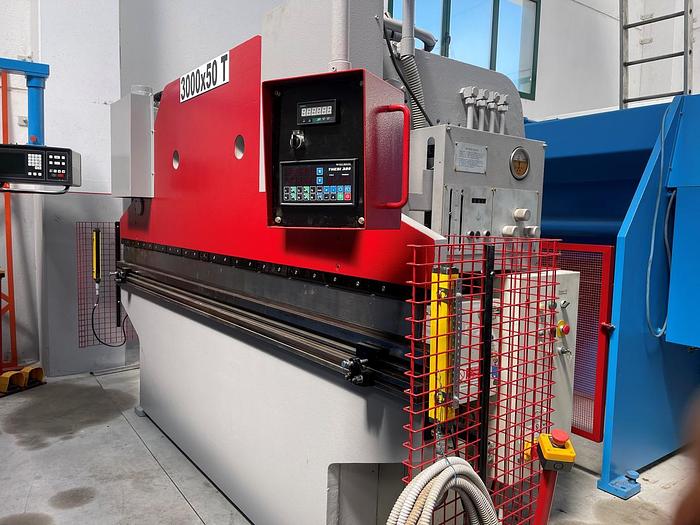 Usato PIEGATRICE COLGAR IDRAULICA  3000 X 50 TON