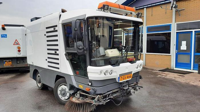 Gebruikt 2009 Ravo 540 STH