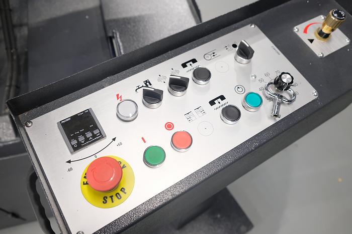 UZMA UZMA 360 DGH semi automatic Double Mitre Bandsaw