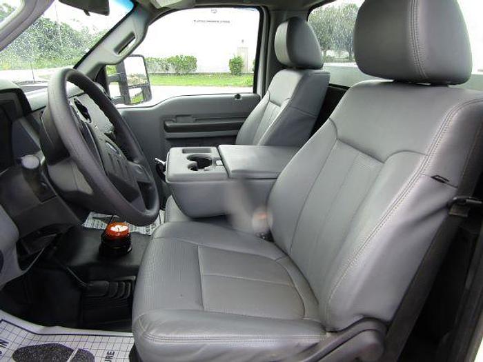 Used Versalift VST40-MH 45ft Bucket Boom on 2015 Ford F550 4x4 Utility Truck - 44904