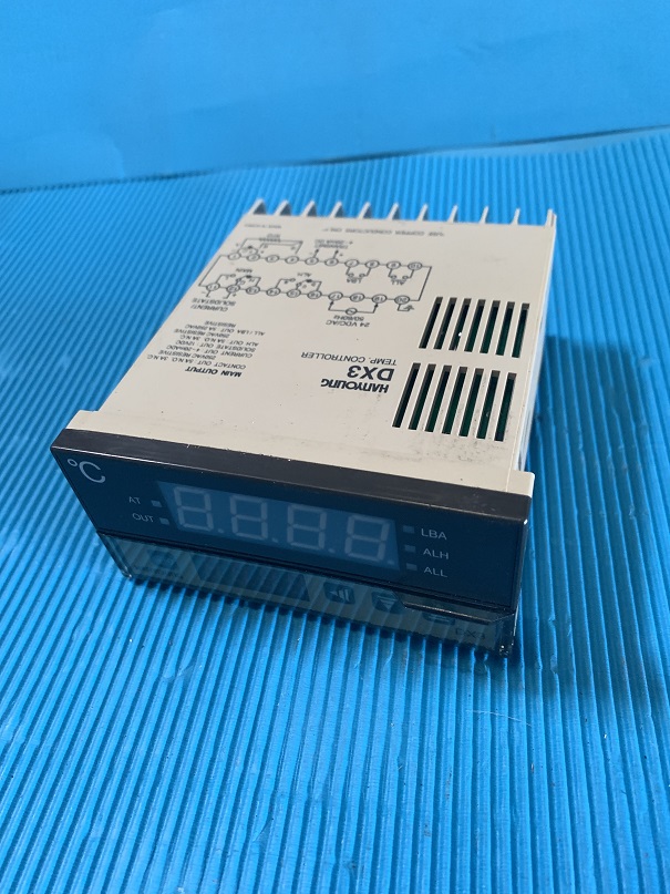 Used Hanyoung  dx3 temperature controller