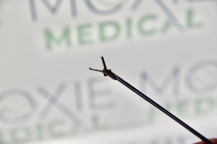 Refurbished STORZ 10378H OPTICAL ALLIGATOR FORCEPS