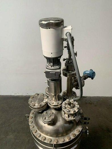 Used T&C 200 L Stainless Steel Jacketed Bioreactor High Pressure @ 400 PSI w/ Mixer