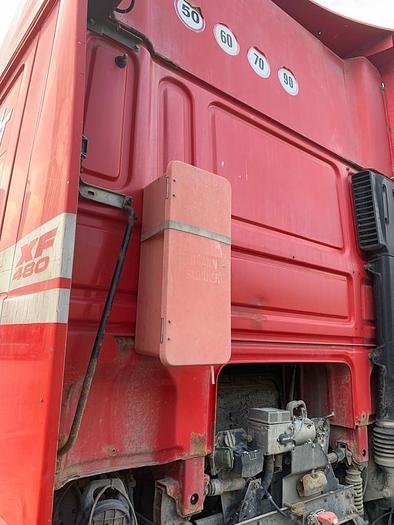 Used 2002 DAF 95.480 XF 6x2 EURO 3 MANUAL 10 TYRES