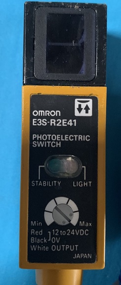 Used Omron Photoelectric Switch E3S-R2E41