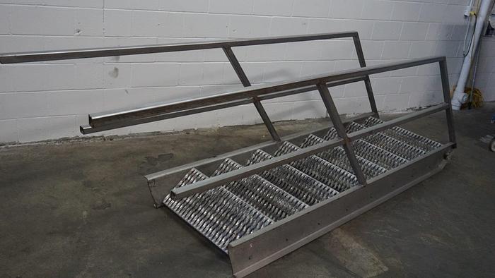 Used Steel 8-Tread Anti-Slip Stairs
