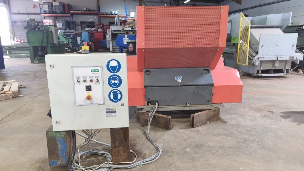 Used Einwellenzerkleinerer Untha LRK 1000