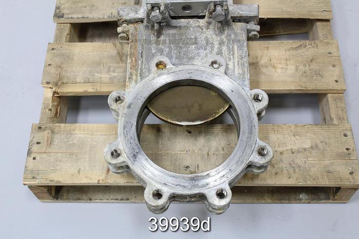 Used Fabri-Valve 8" Air Operated Knife Gate Valve #39939