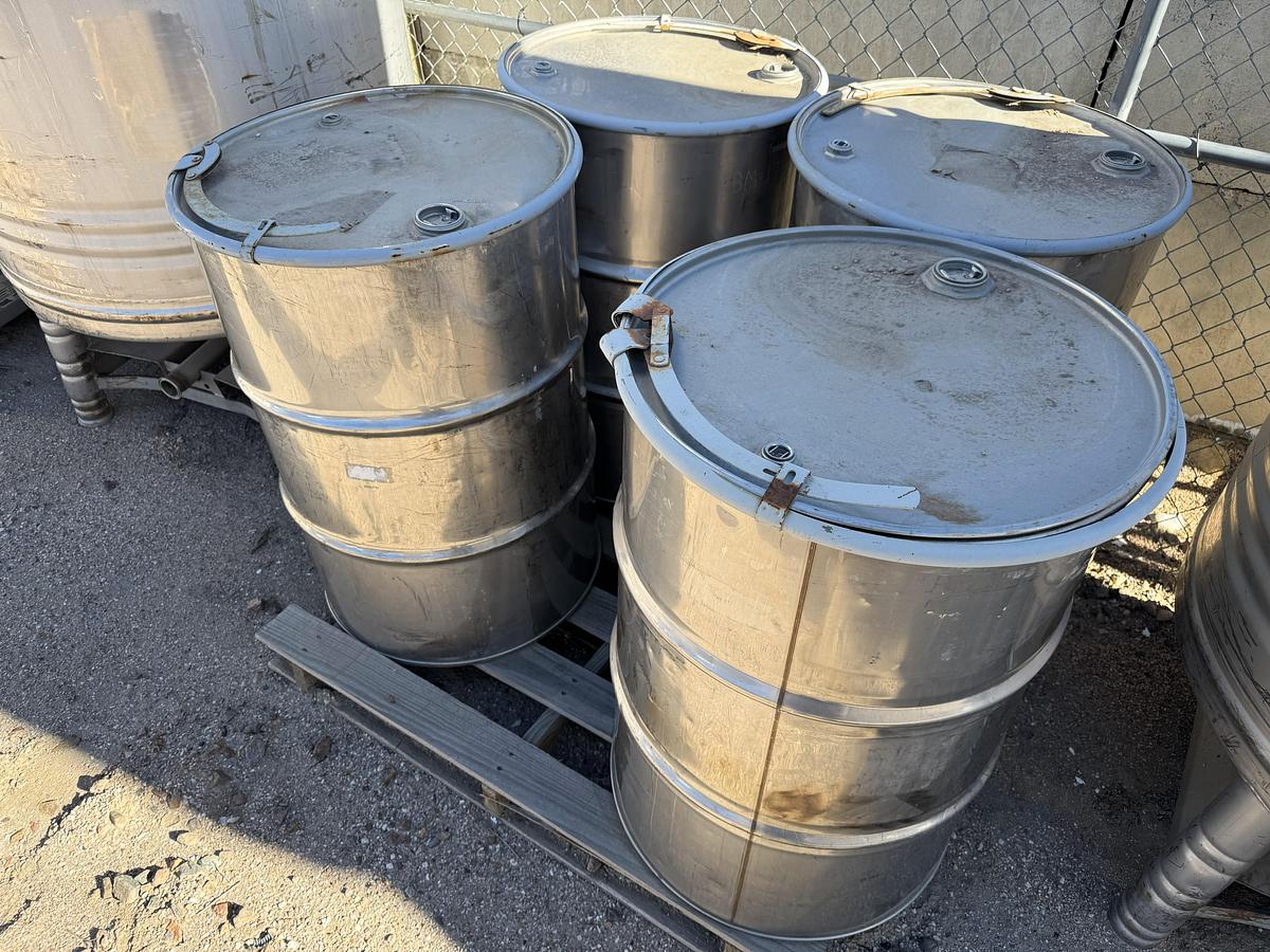 Used STAINLESS 55 GALLON DRUM