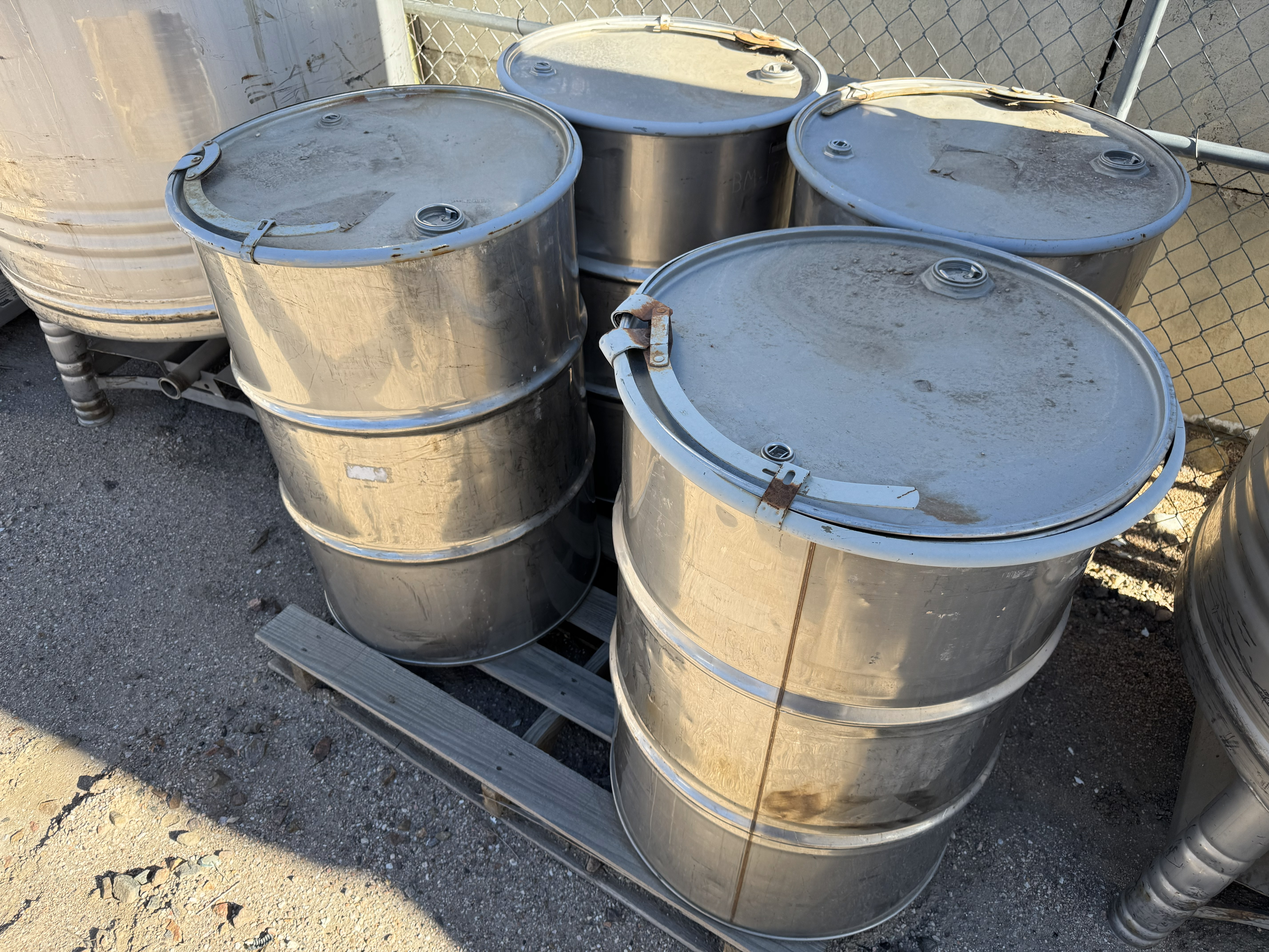 Used STAINLESS 55 GALLON DRUM