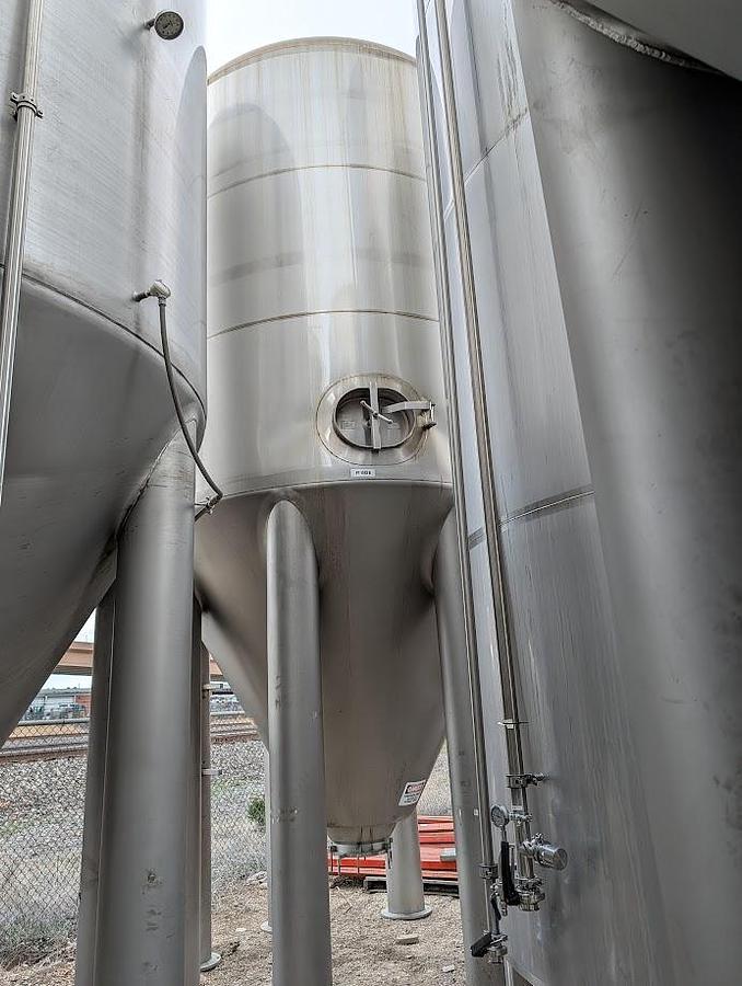 Refurbished 310 Barrel (10,000 Gal.) Jacketed Fermenter #PT-1744