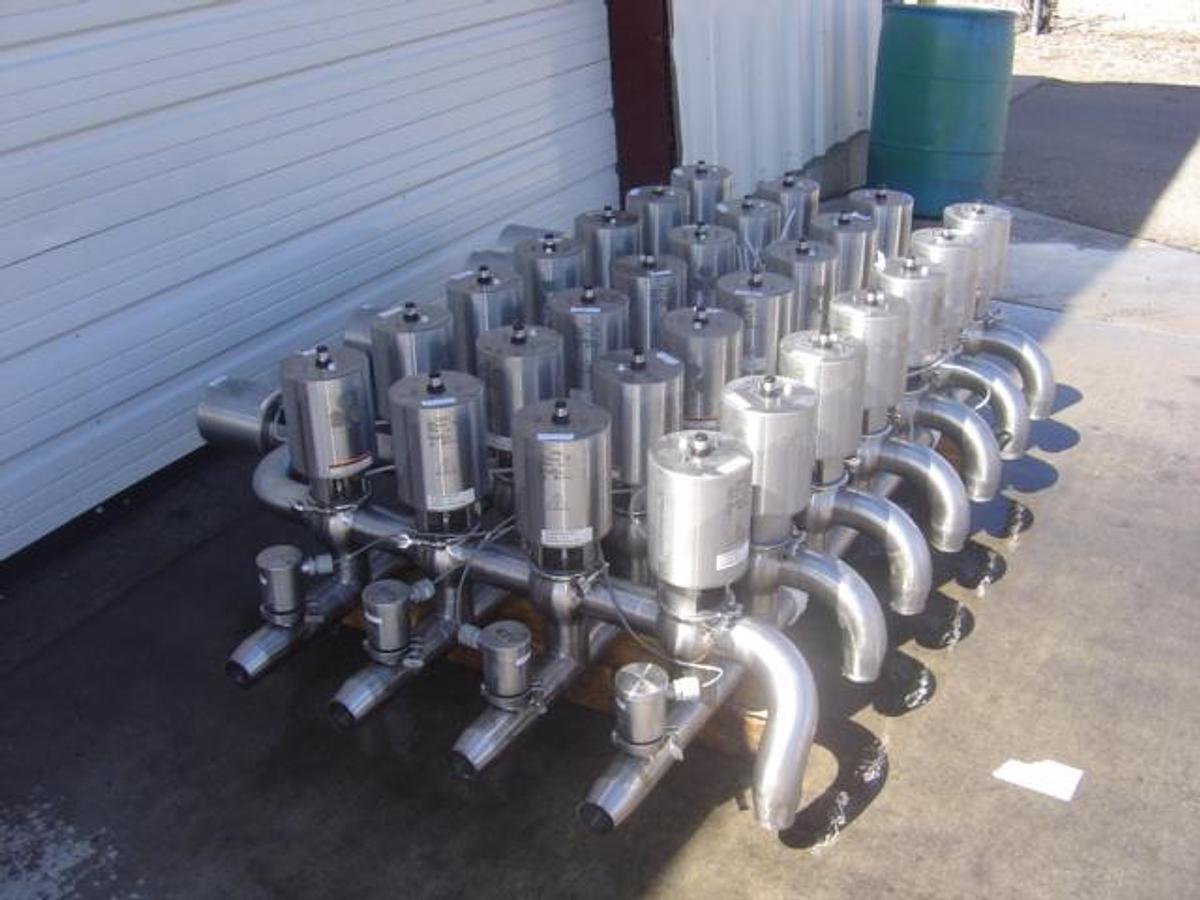 Used 7X4 CLUSTER OF 3" VALVES