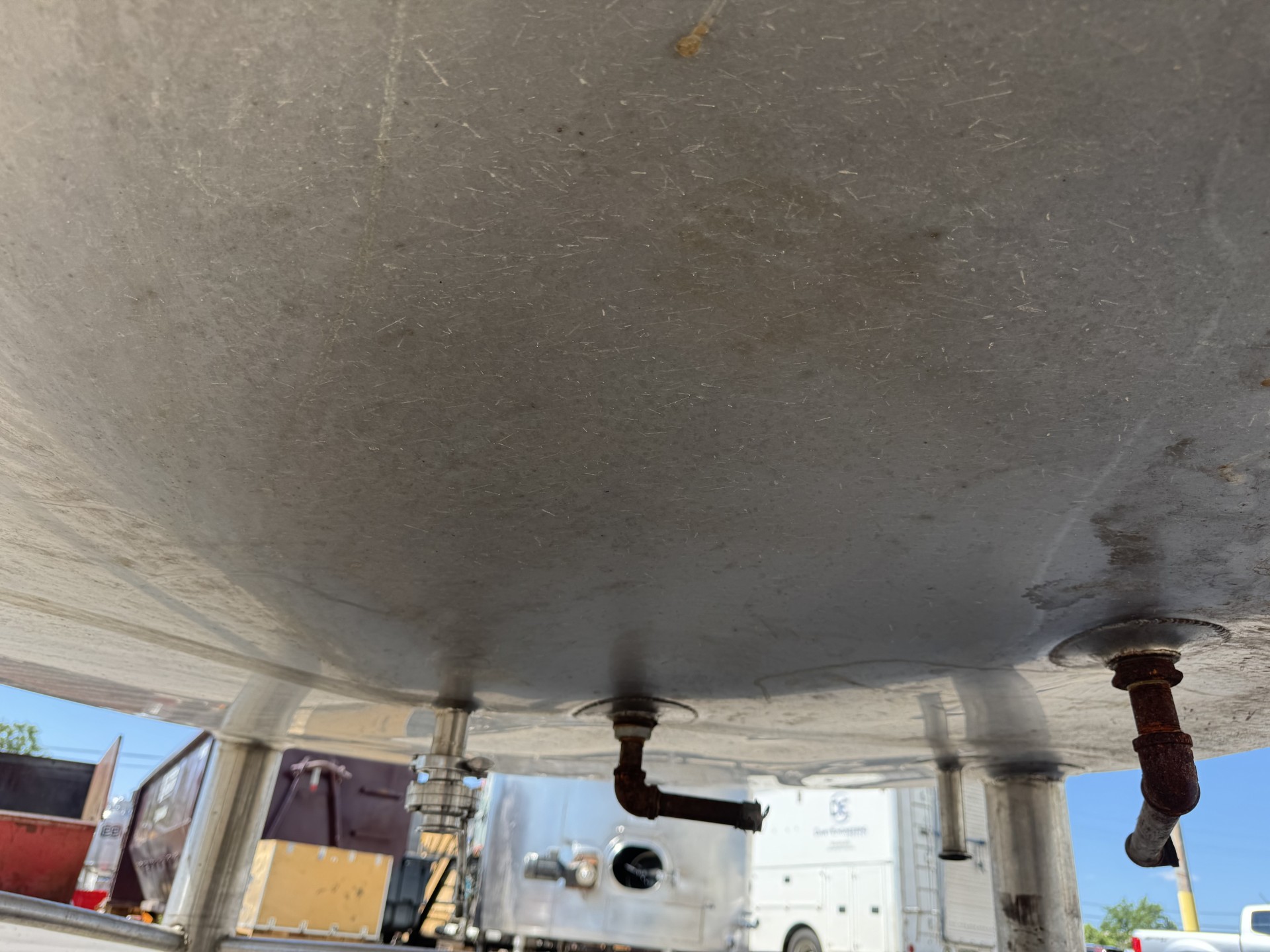 Refurbished 3000 GALLON JACKETED HOLD TANK