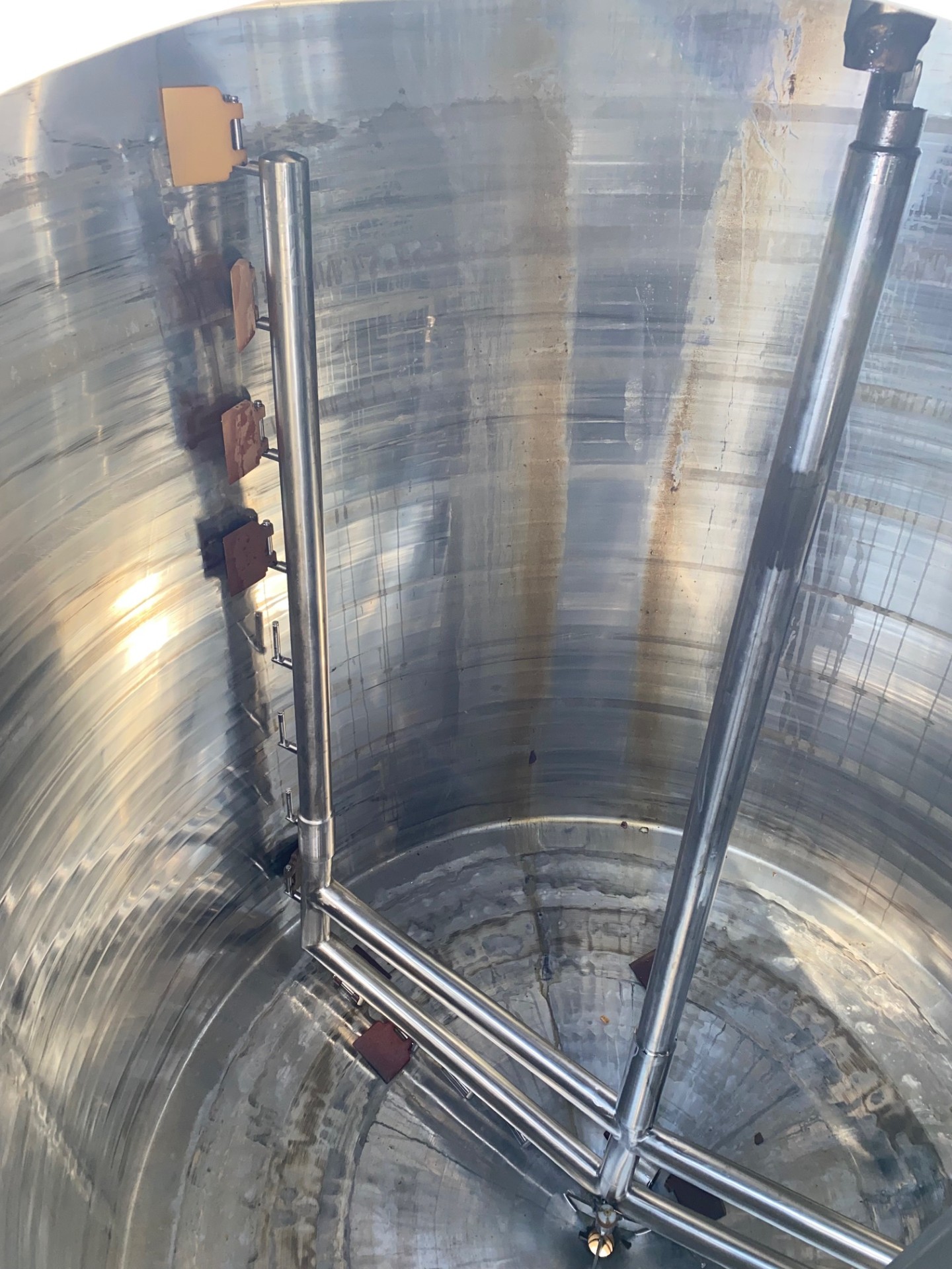 Refurbished 3,000 GALLON PROCESSOR TANK