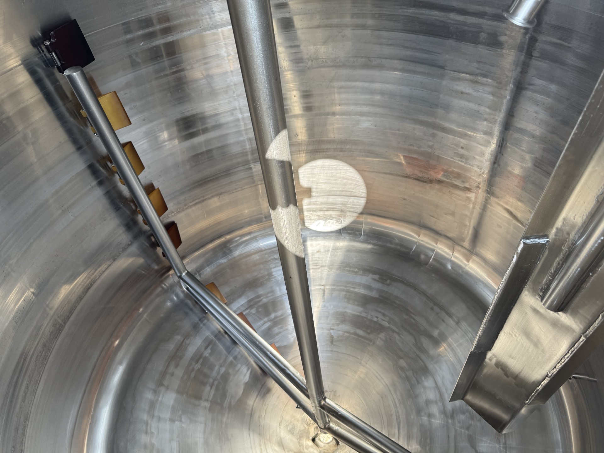 Refurbished 1500 GALLON PROCESSOR TANK