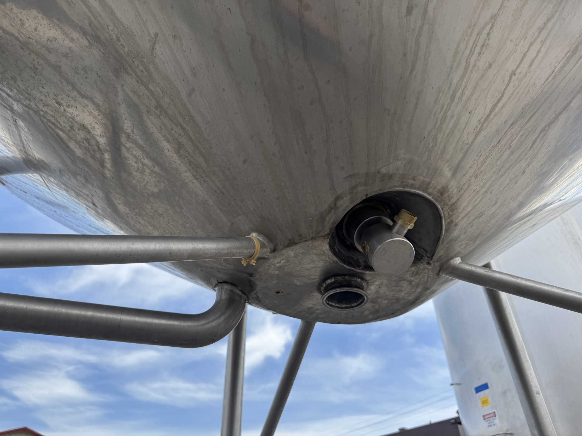 Refurbished 1500 GALLON PROCESSOR TANK