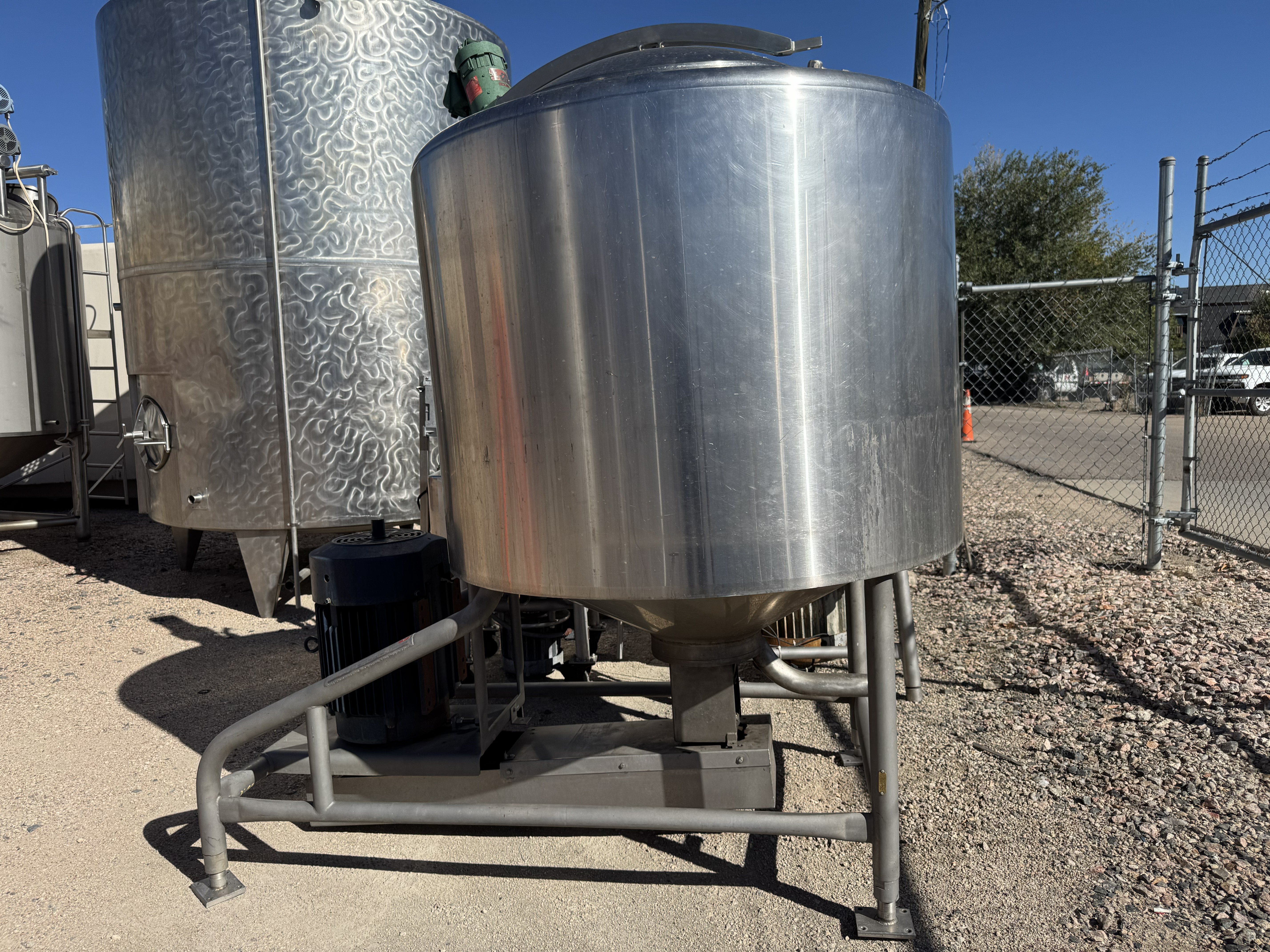 Refurbished 300 GALLON LIQUIFIER TANK