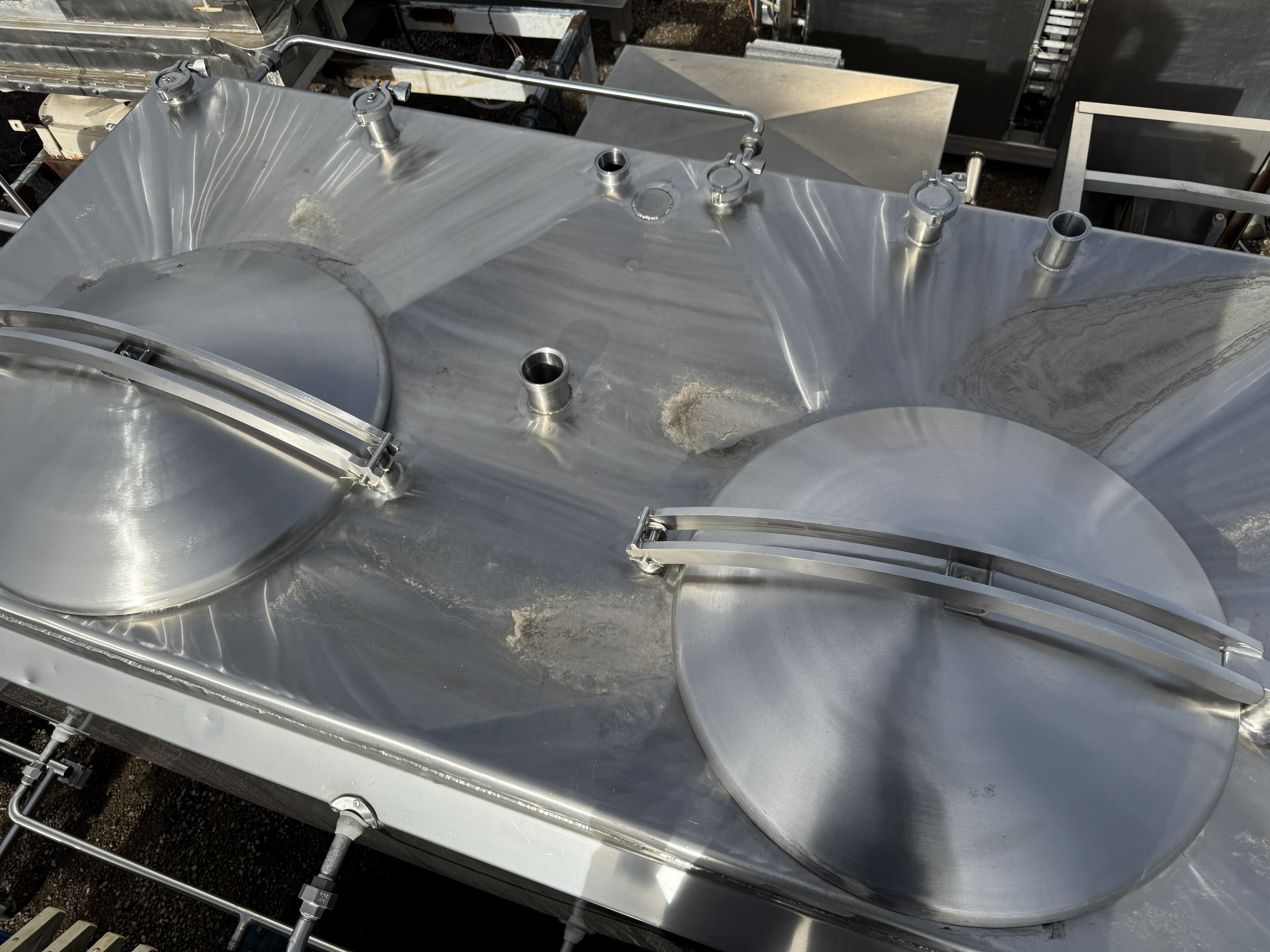 Used DUAL AGITATOR LIQUIFIER TANK