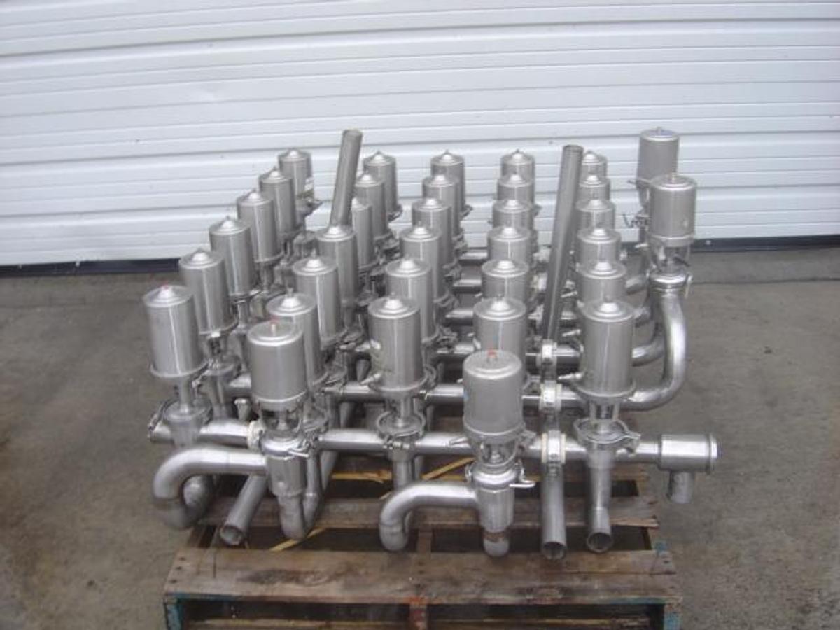 Used 4x6 CLUSTER OF 2" VALVES