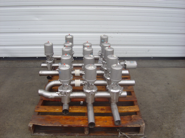 Used 4x4 CLUSTER OF 2.5" VALVES