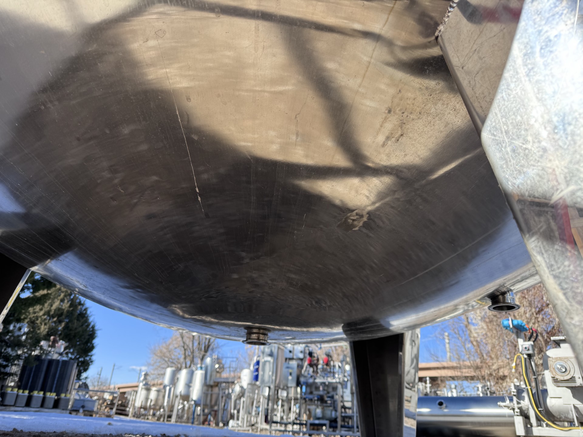 Refurbished 1,200 GALLON STORAGE TANK