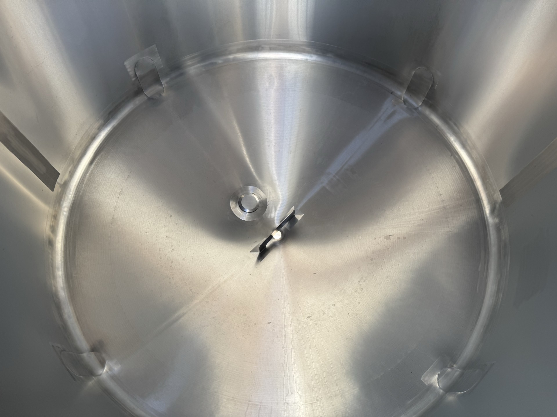 Refurbished 1,700 GAL. SINGLE SHELL TANK