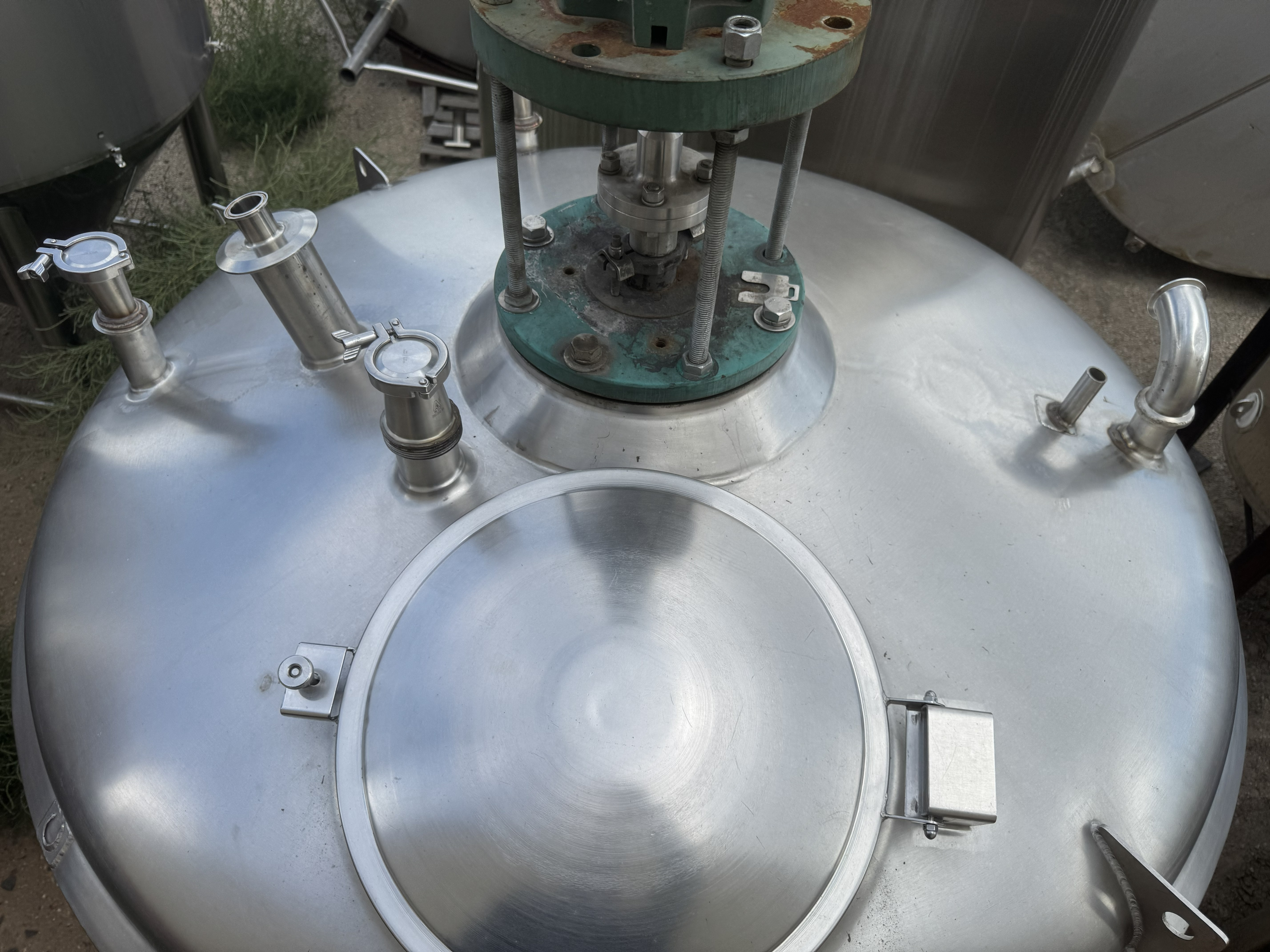 Used 850 GALLON PROCESSOR TANK