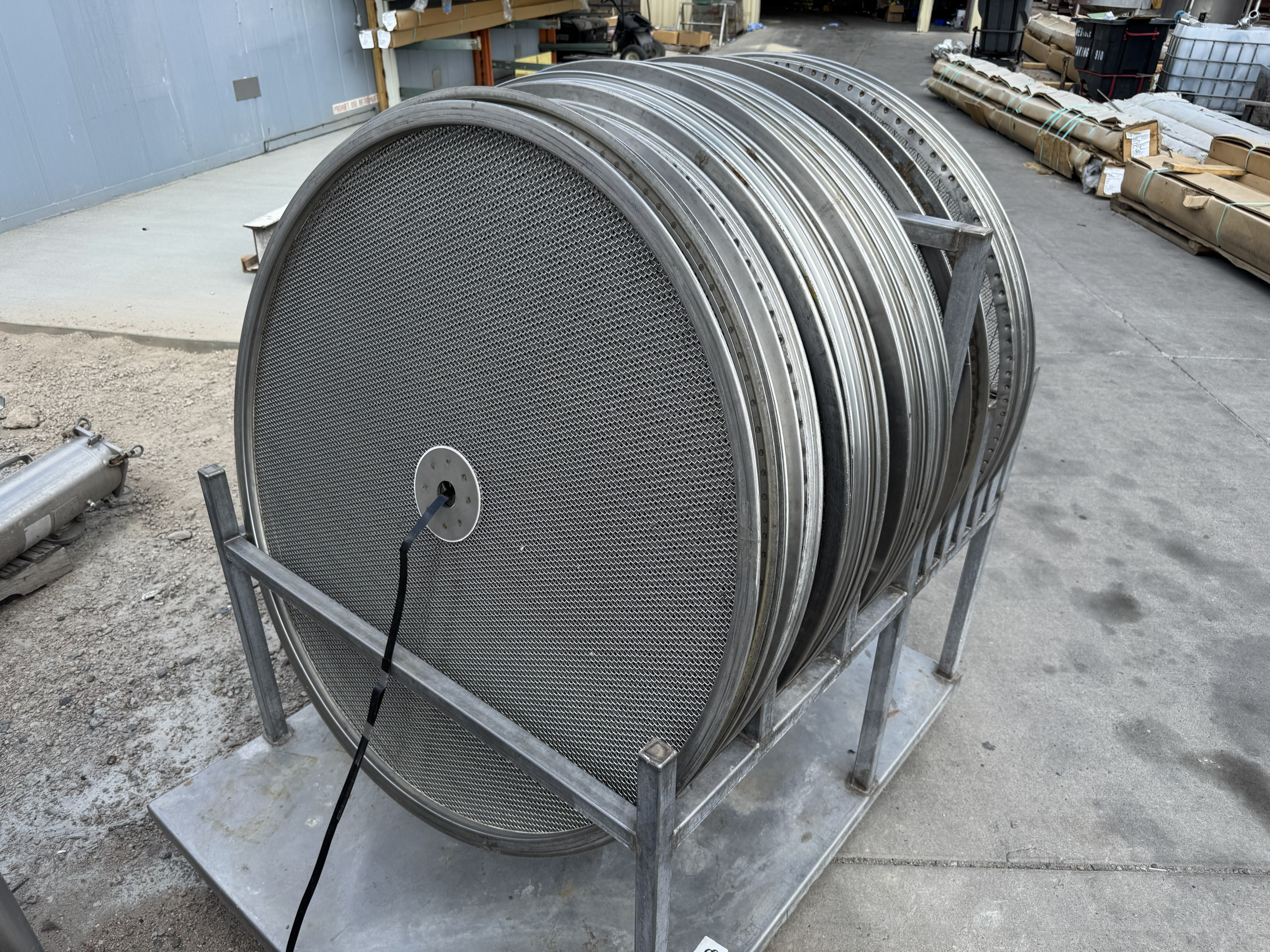 Used VARIOUS SHAKER TABLE SCREENS
