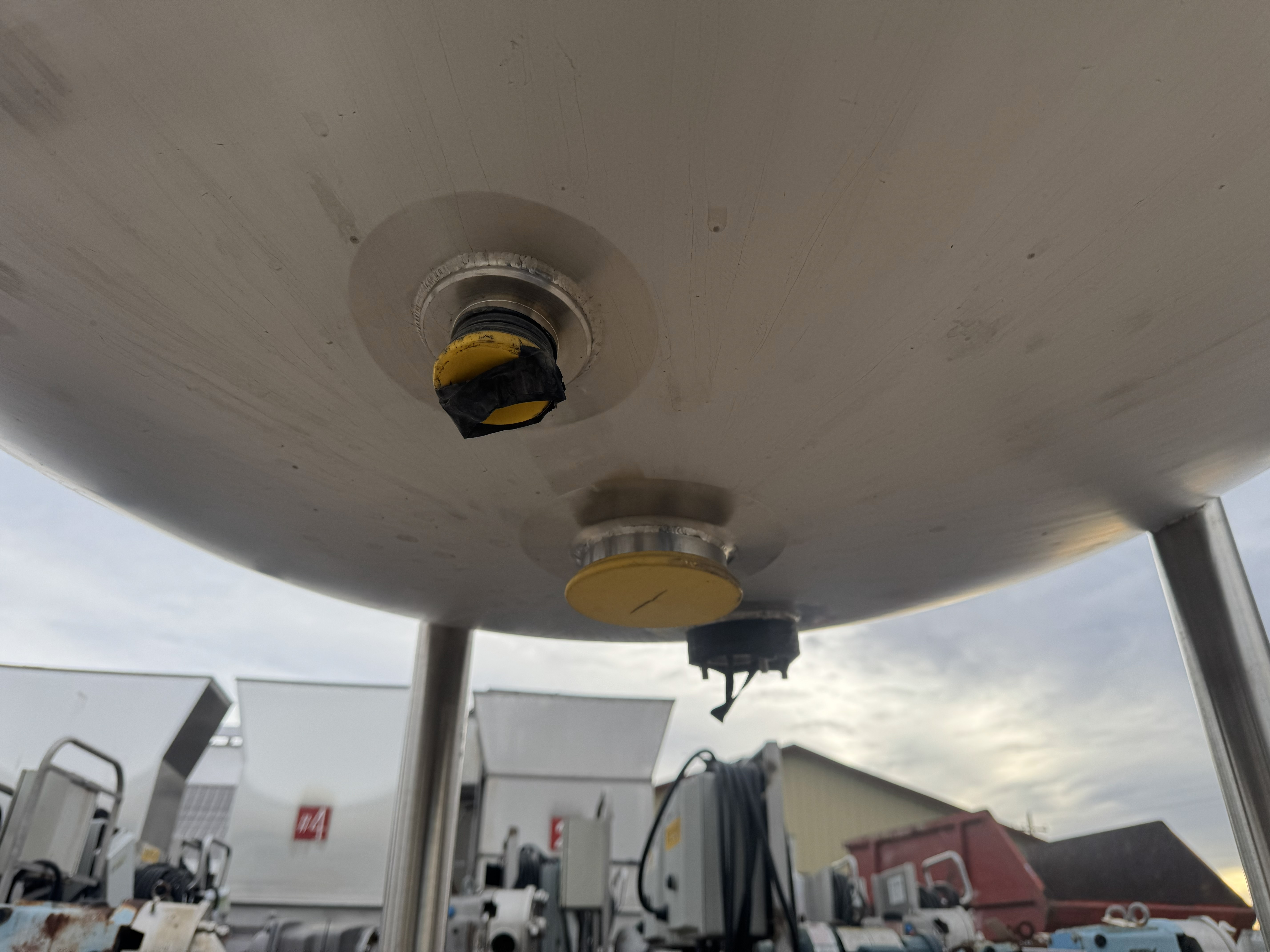 500 GALLON SINGLE SHELL TANK