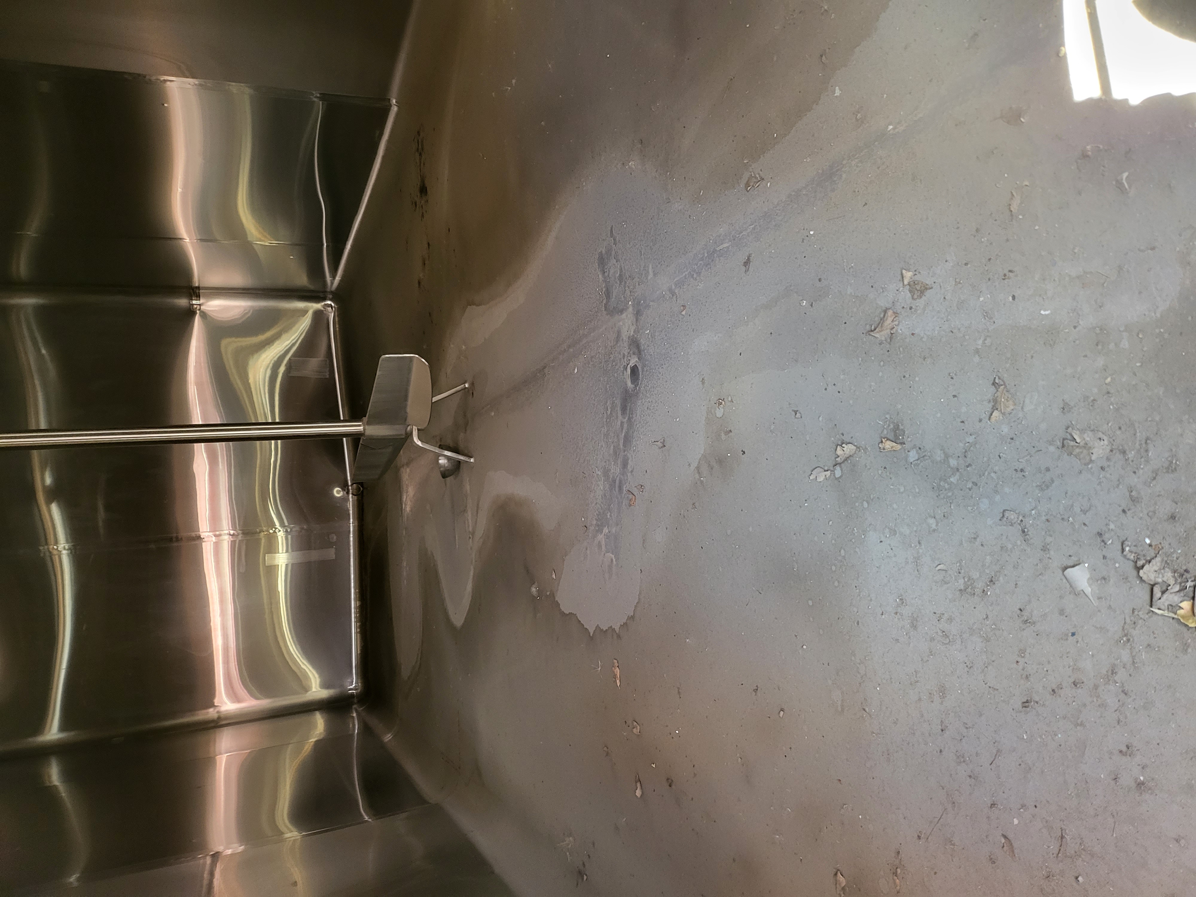 Used 6000 GALLON STORAGE TANK.  PHAUDLER