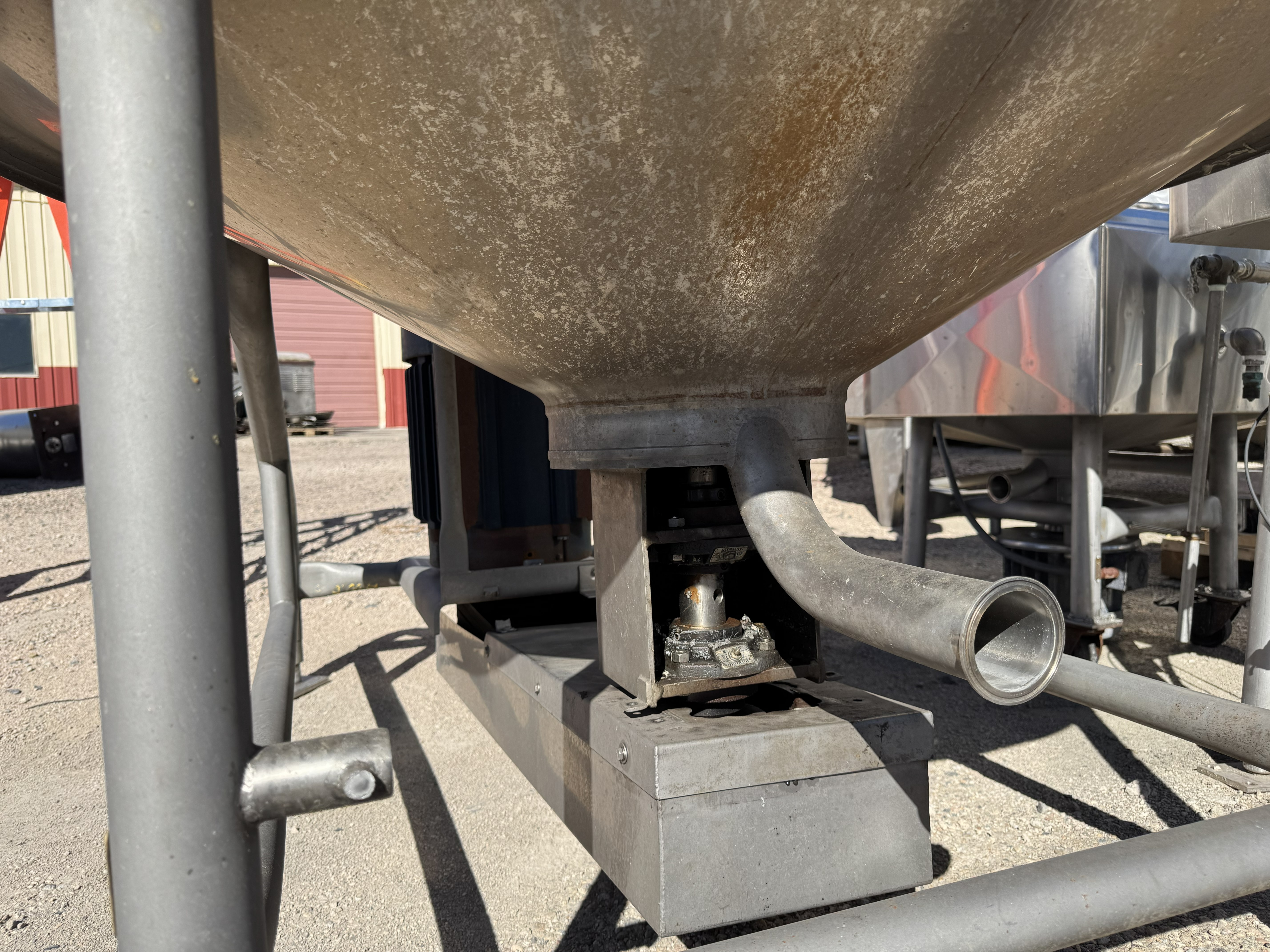 Refurbished 300 GALLON LIQUIFIER TANK