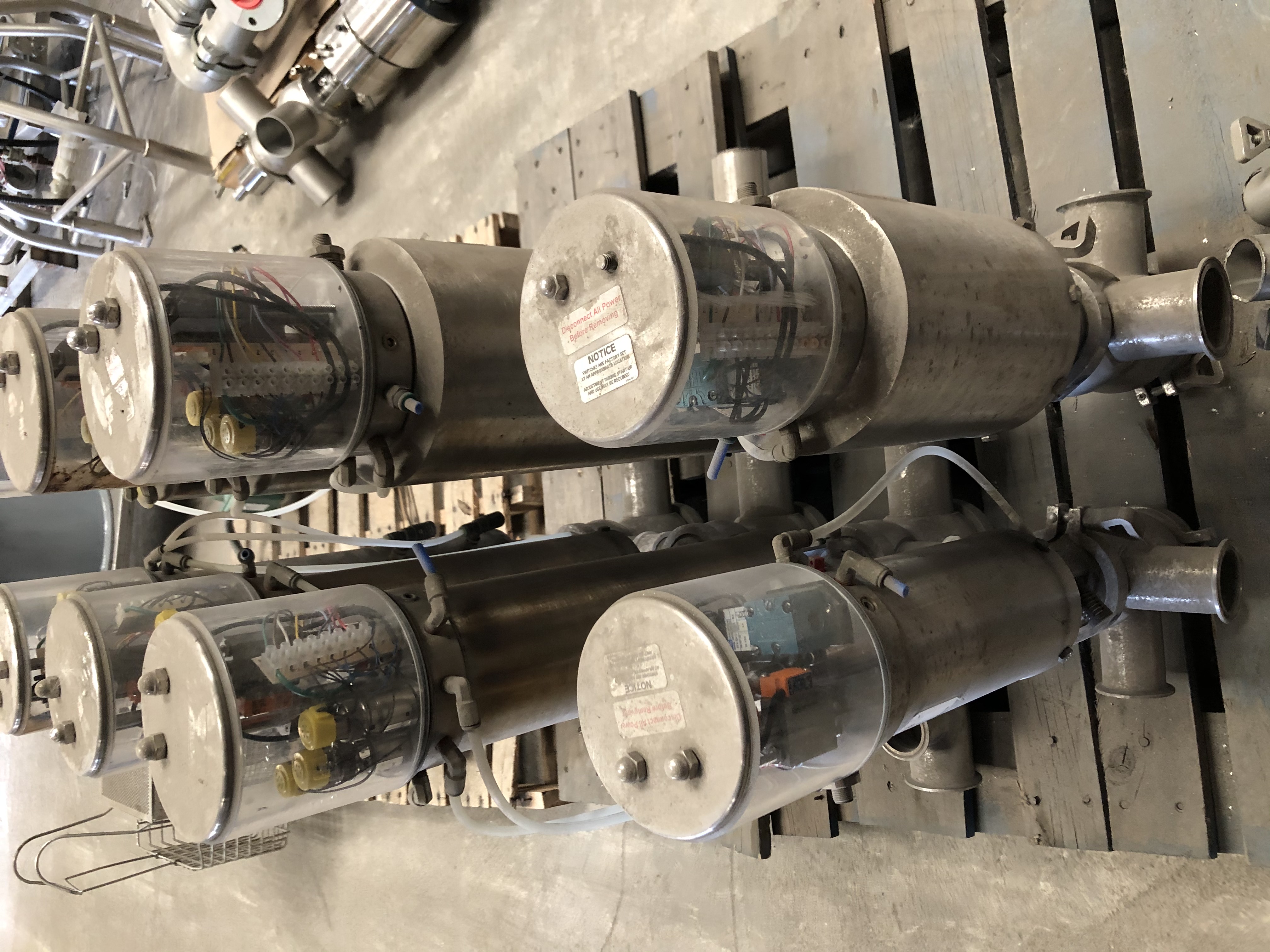 Used 4X2 CLUSTER OF 2" MIXPROOF VALVES