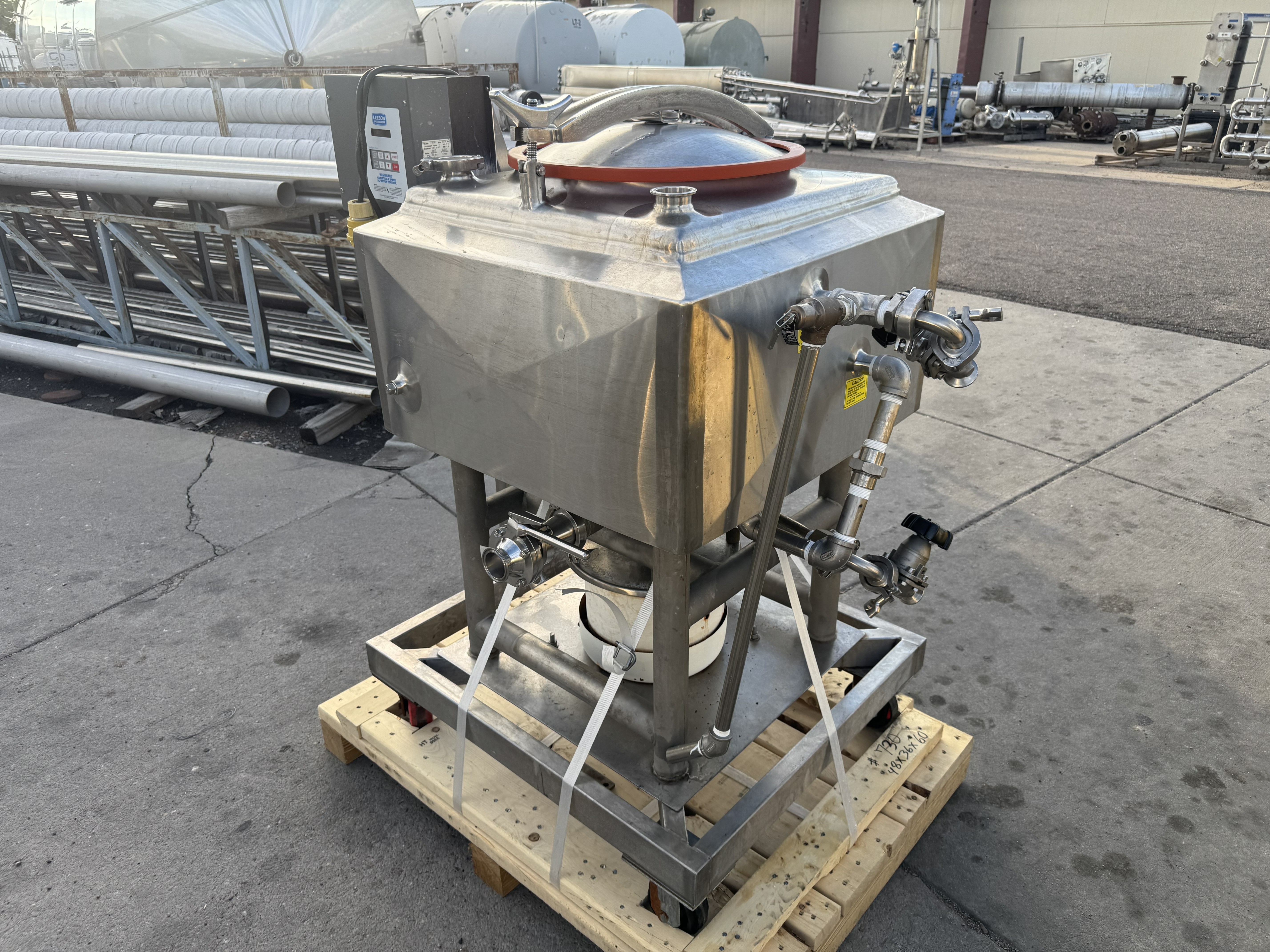 Tested 25 GALLON LIQUIFIER TANK