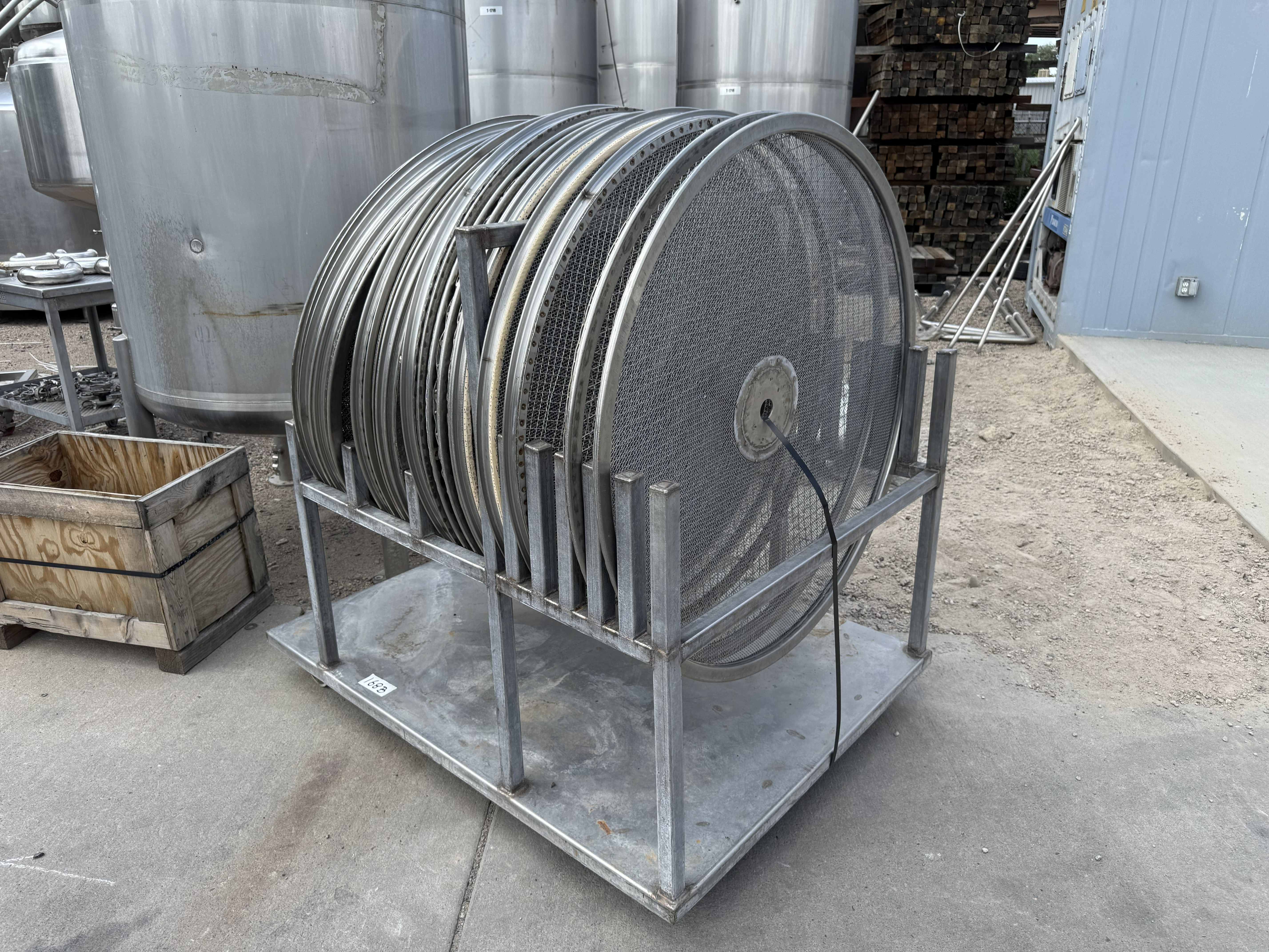 Used VARIOUS SHAKER TABLE SCREENS