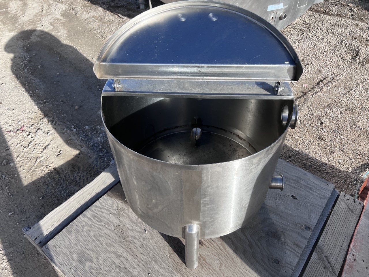 Used 30 GALLON BALANCE TANK