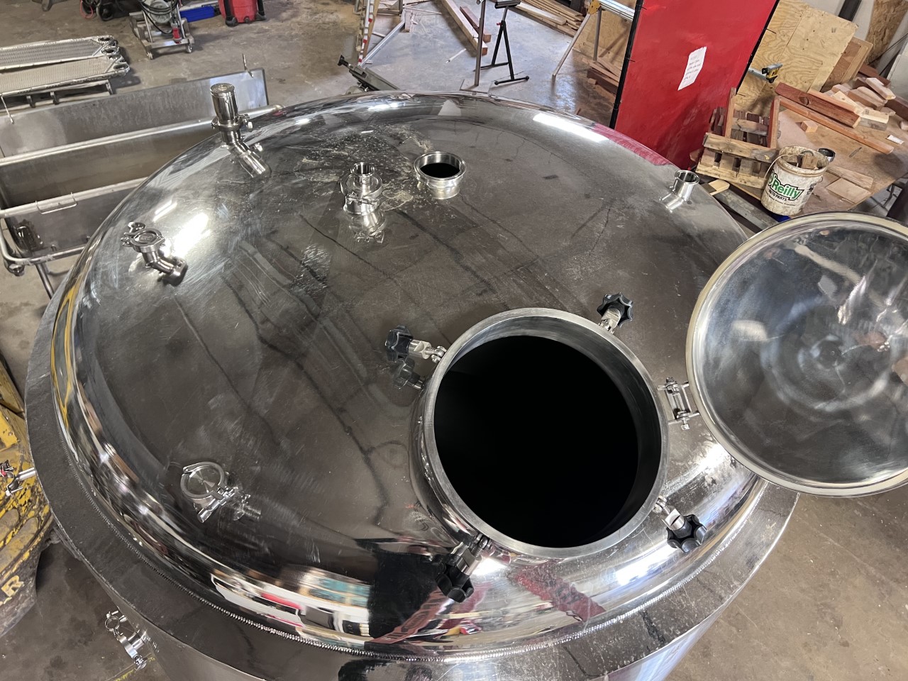 Used 1,350 GAL. A/E TANK