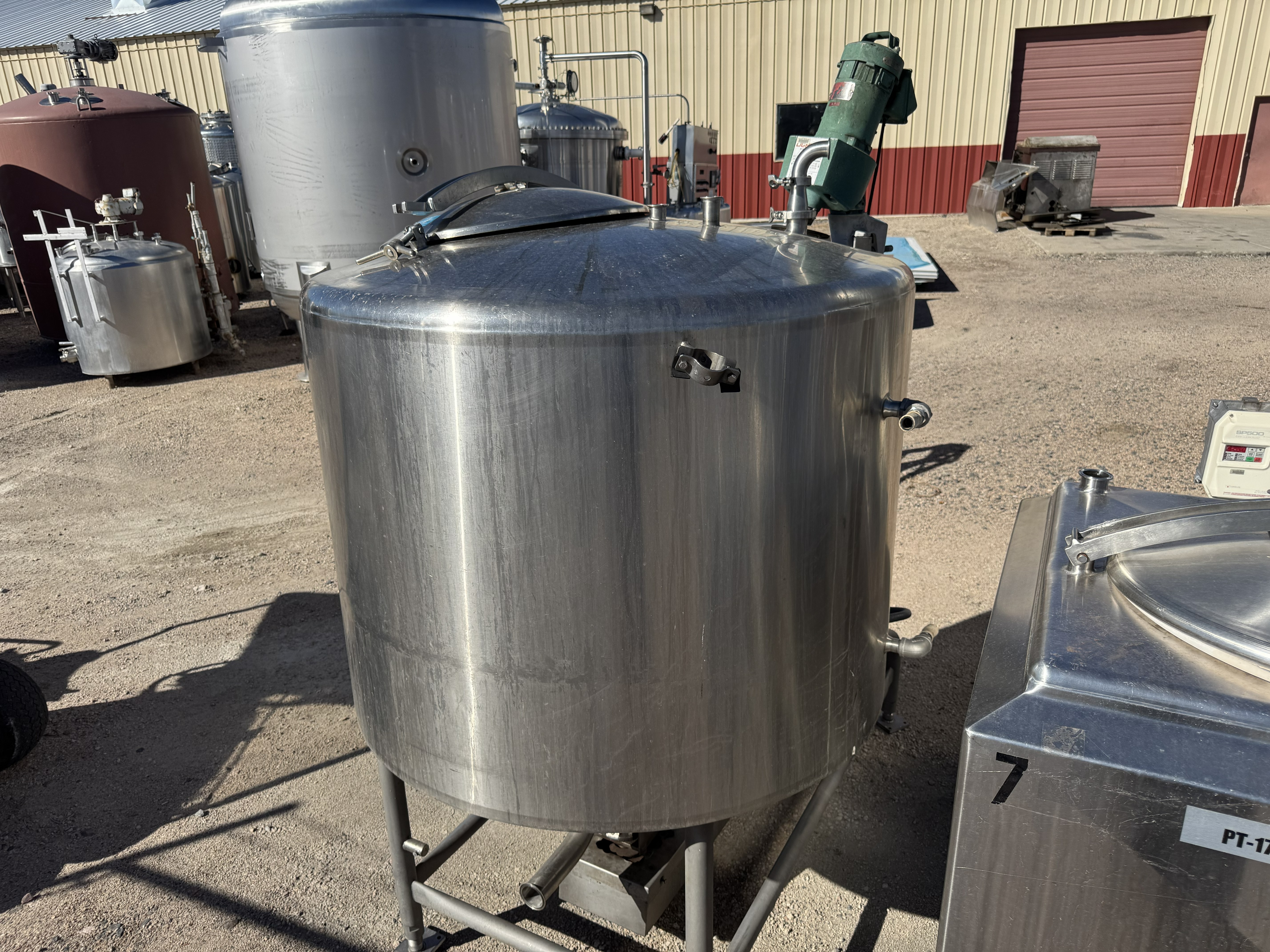 Refurbished 300 GALLON LIQUIFIER TANK