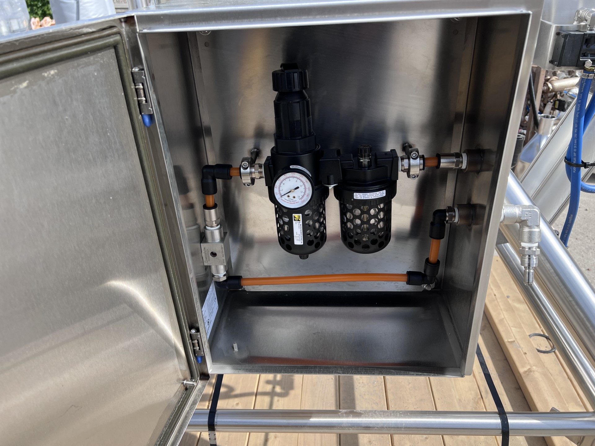 Used LEE REACTOR TANK