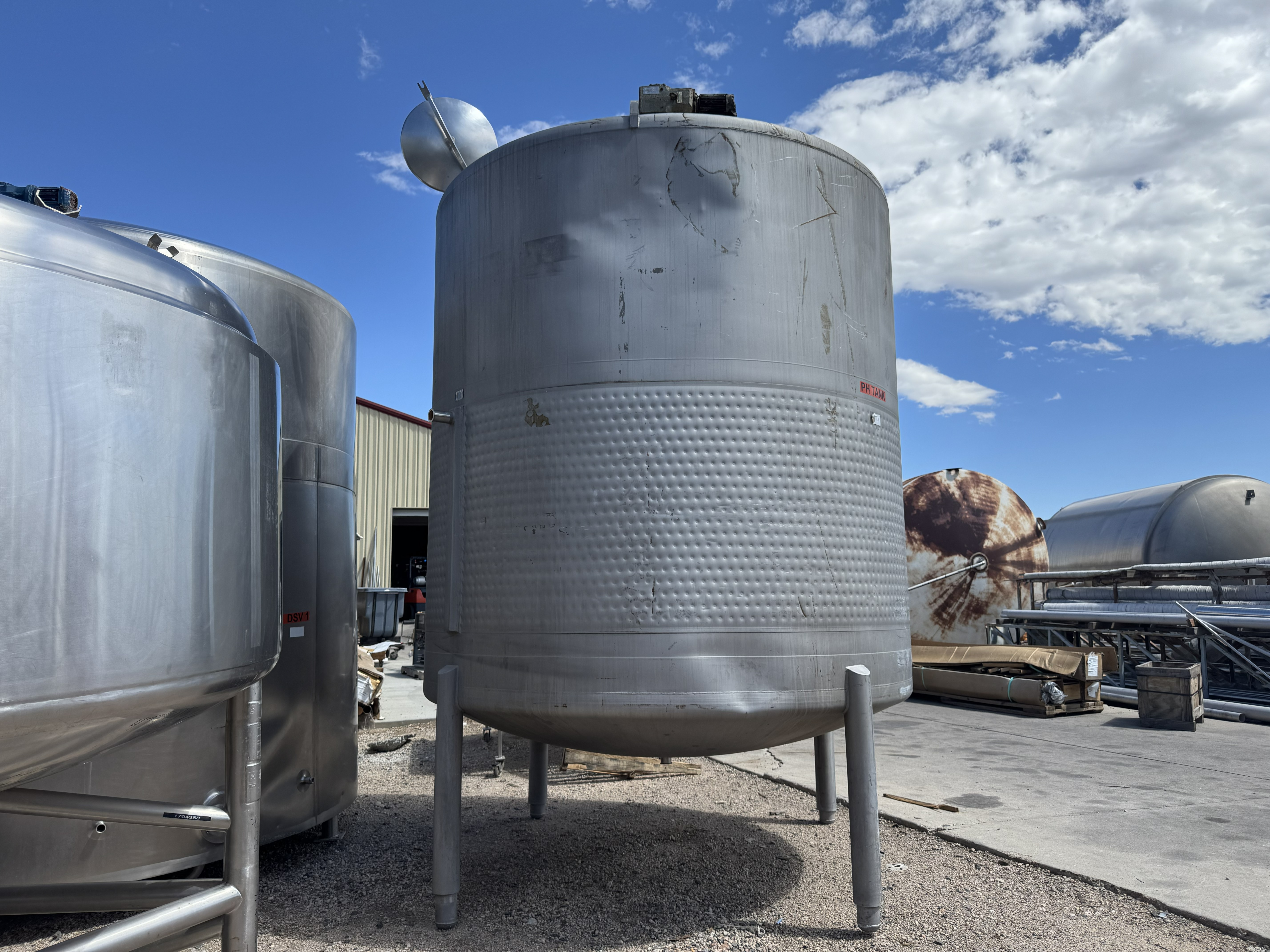 Used 3000 LITERS PROCESSOR TANK