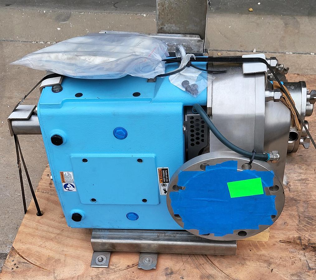 Used WAUKESHA 320 U2