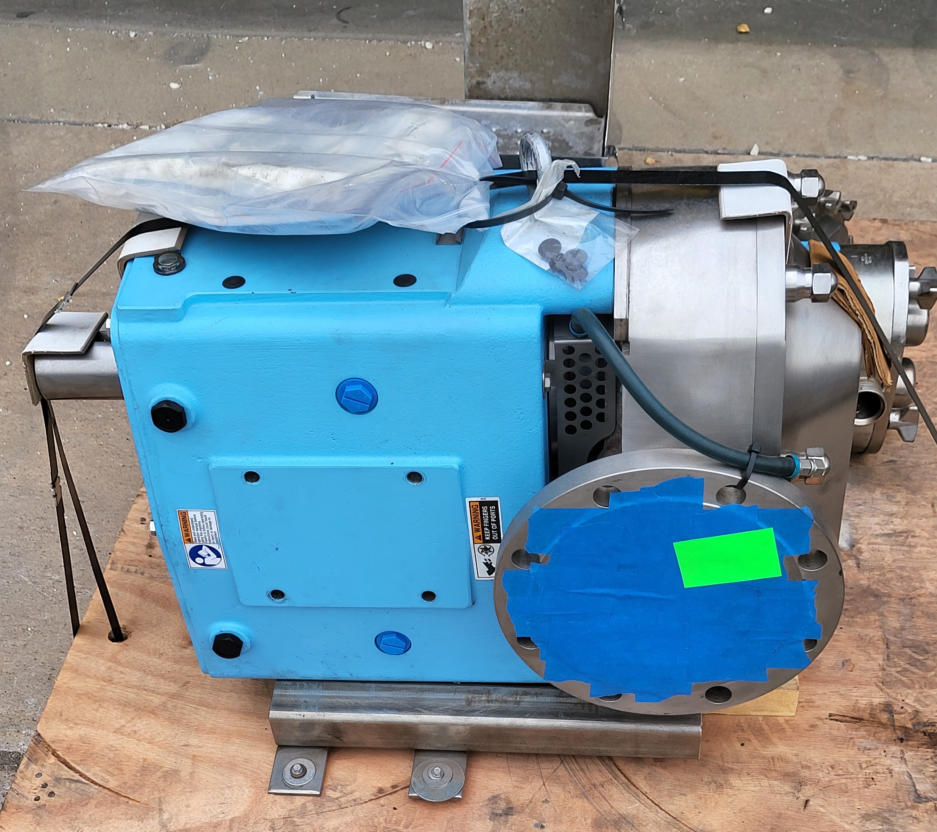 Used WAUKESHA 320 U2