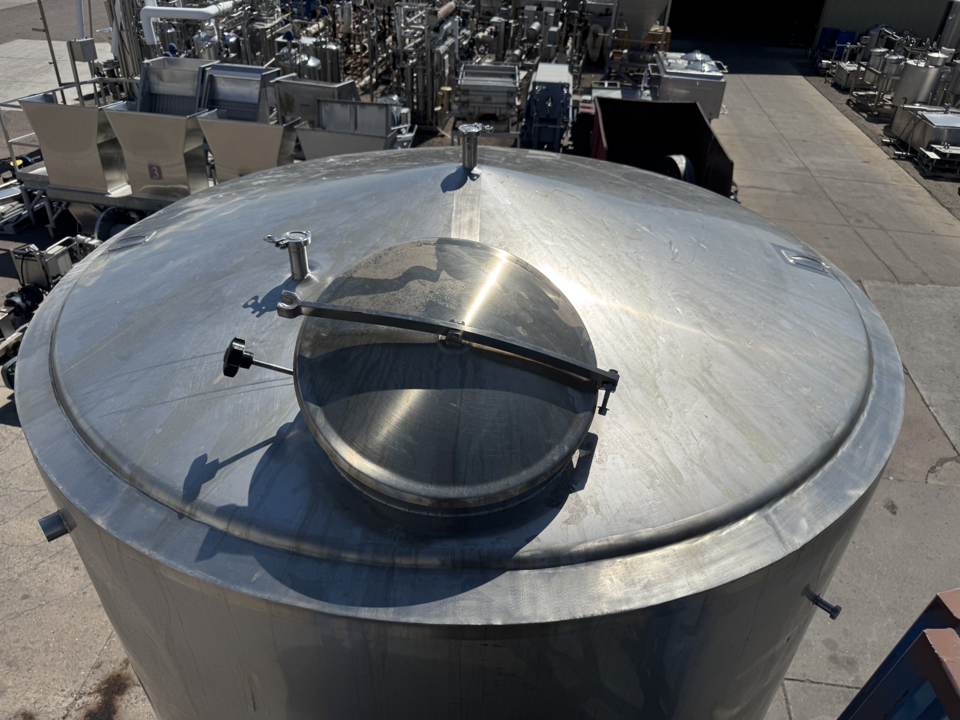 Refurbished 3000 GALLON JACKETED HOLD TANK