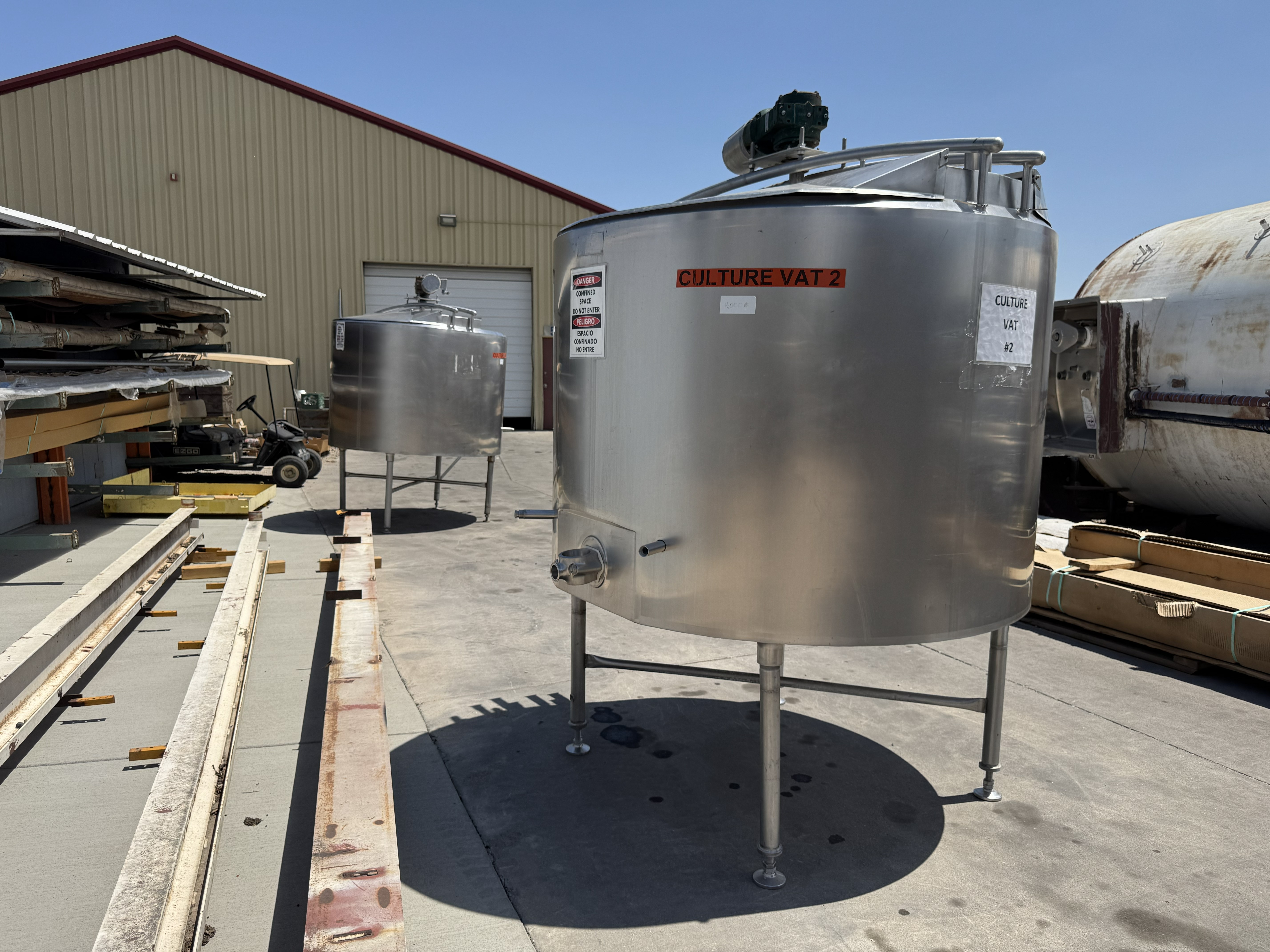 Refurbished 600 GALLON PROCESSOR TANK