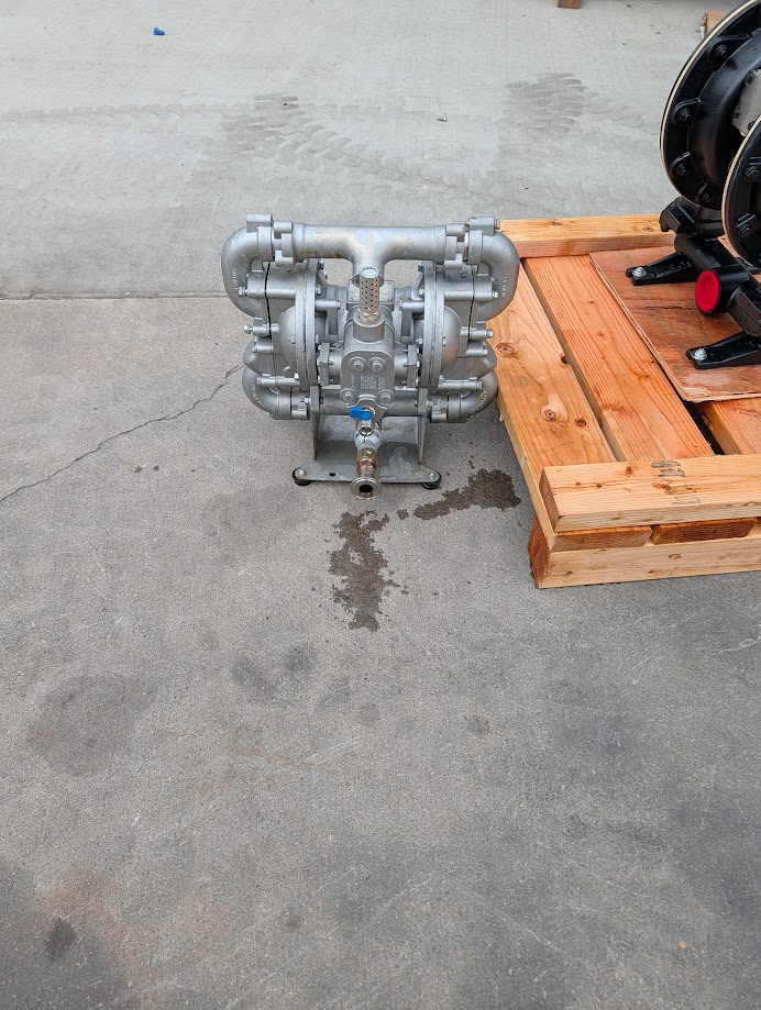 Used SANDPIPER AIR OPERATED DIAPHRAGM PUMP