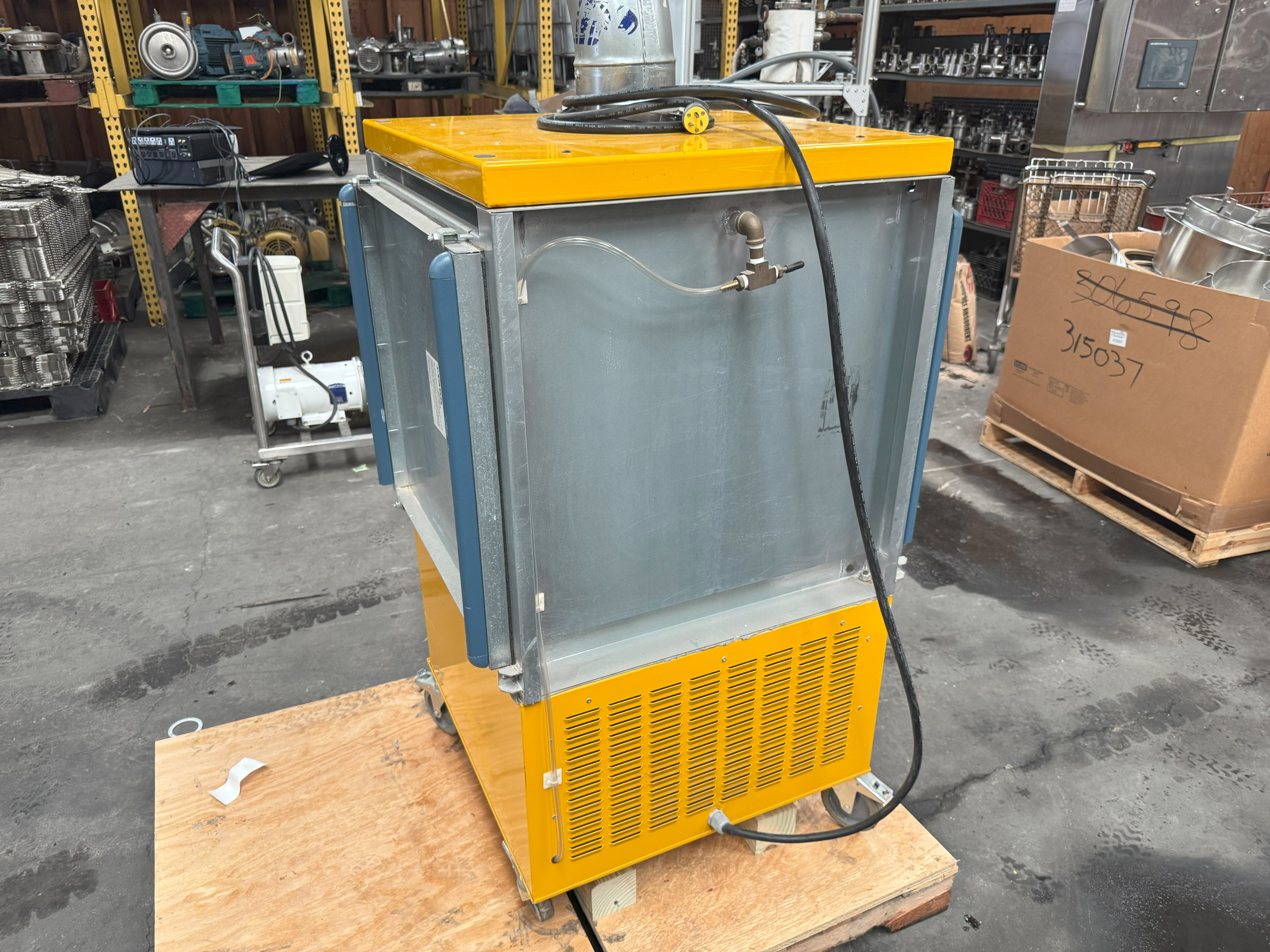 Tested MOBILE DUST AND FUME EXTRACTOR