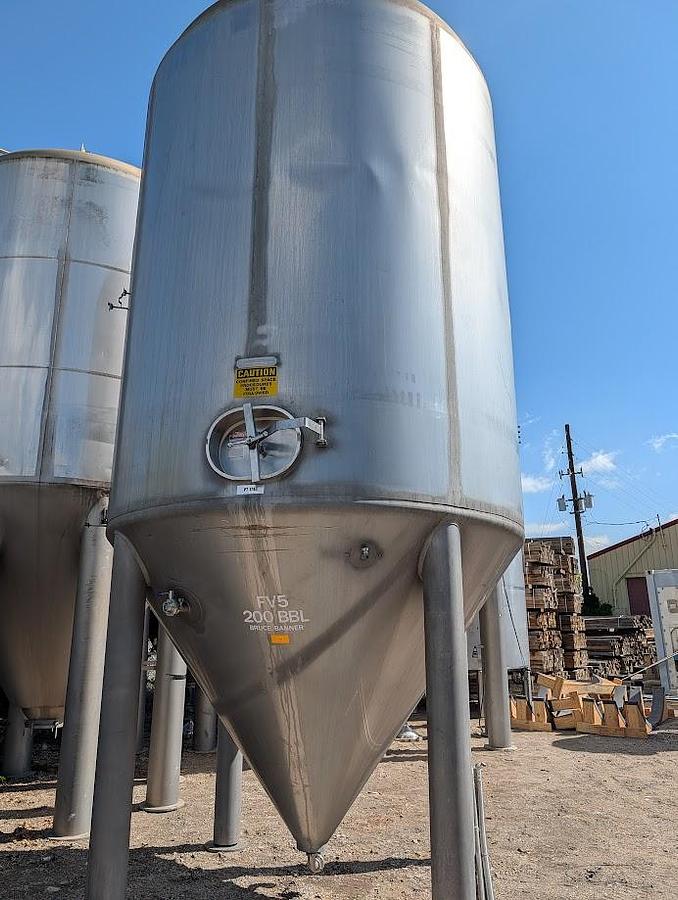Refurbished 240 BARREL FERMENTER, STORAGE TANK