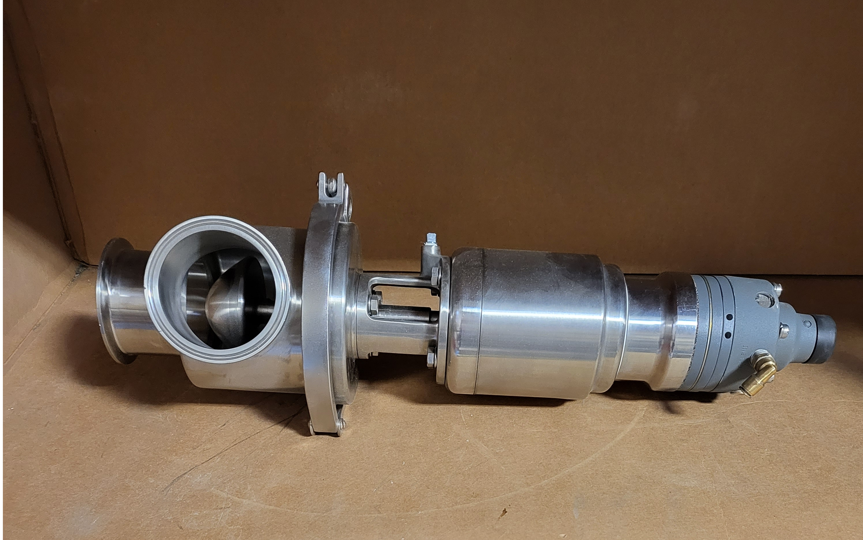 Used Triclover Throtting Valve